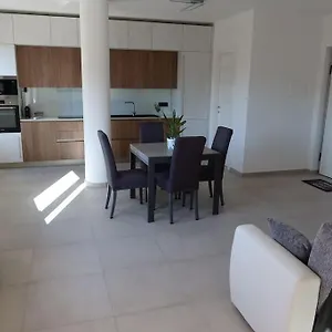 https://appartamento-incantevole-con-parcheggio-coperto.hotelitalianriviera.com