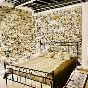 https://loft-medievale-the-stone-citra-2589.hotelitalianriviera.com